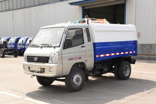 點擊查看詳細信息<br>標題：4.5方汽油垃圾車 閱讀次數(shù)：2117