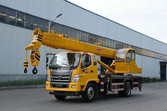 點擊查看詳細(xì)信息<br>標(biāo)題：16噸福田汽車吊 閱讀次數(shù)：2399